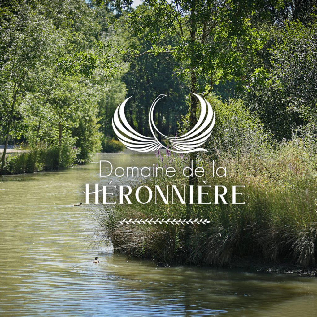 Création de logo Domaine de la Héronnière