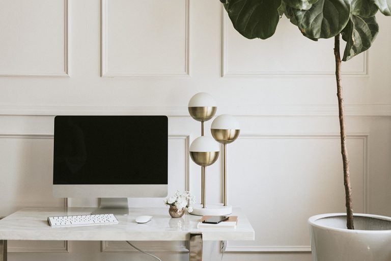 Rôles d'une directrice artistique Anaïs Barbier